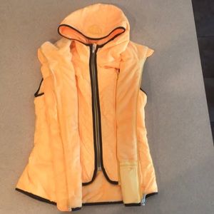 Like New Lululemon glacier vest Sz 6